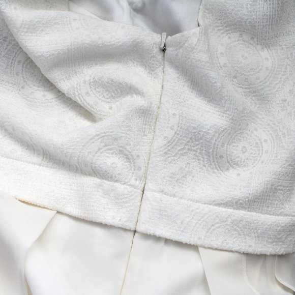 BCBGeneration Jacquard & Chiffon Fit & Flare Dress Size 0 Ivory flowy hi-lo - Picture 7 of 13
